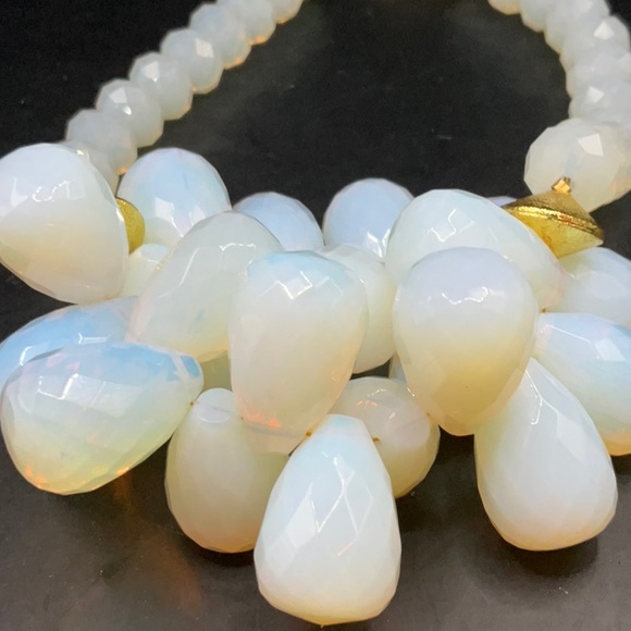 Ornate White Moon Stone and Gold Costume Jewelry Necklace - Picture 3 of 4